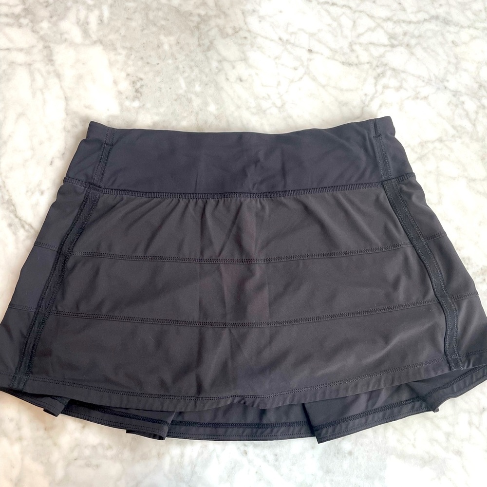 Lululemon Size 4 Skirt